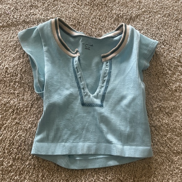 Urban Outfitters Out From Under Light Blue Ribbed Crop Top - Picture 1 of 3